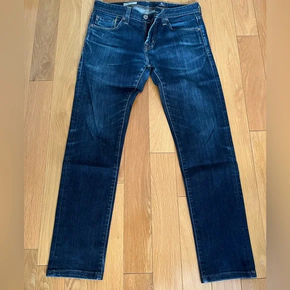 SOLD - AG jeans “The Dylan” in size 30 - Picture 1 of 3